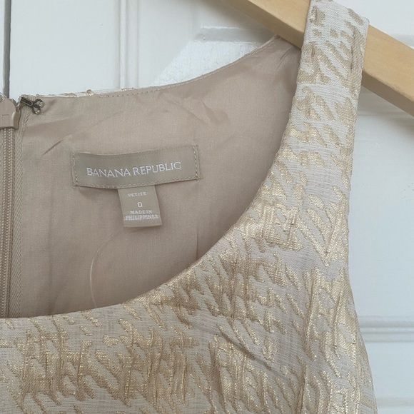 BANANA REPUBLIC Metallic Jacquard Dress NWT - Picture 3 of 3